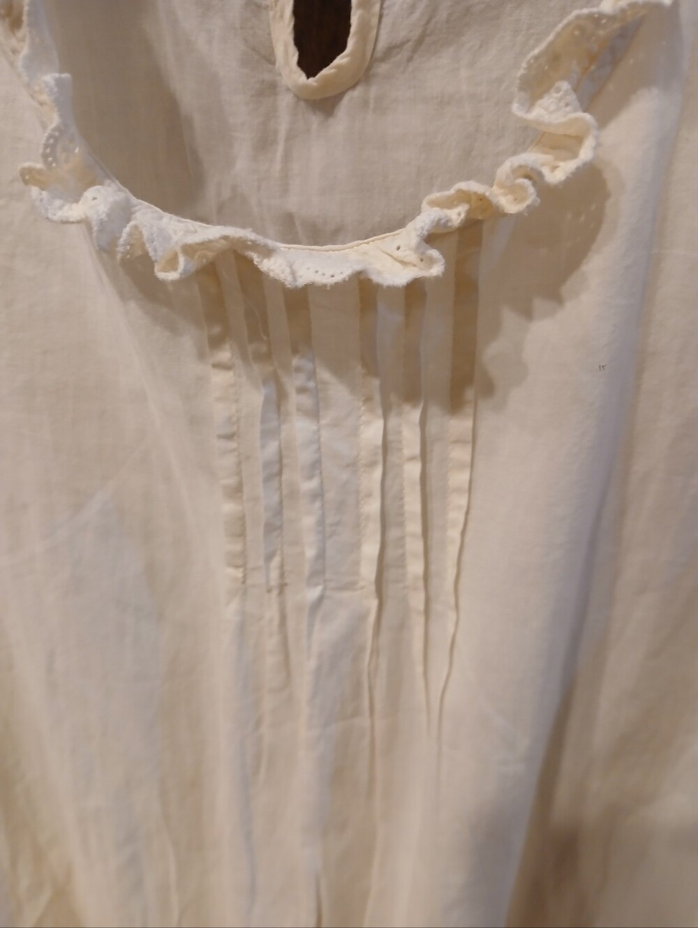 NWOT/ cream sleeveless eyelet maxi dress - Picture 4 of 8